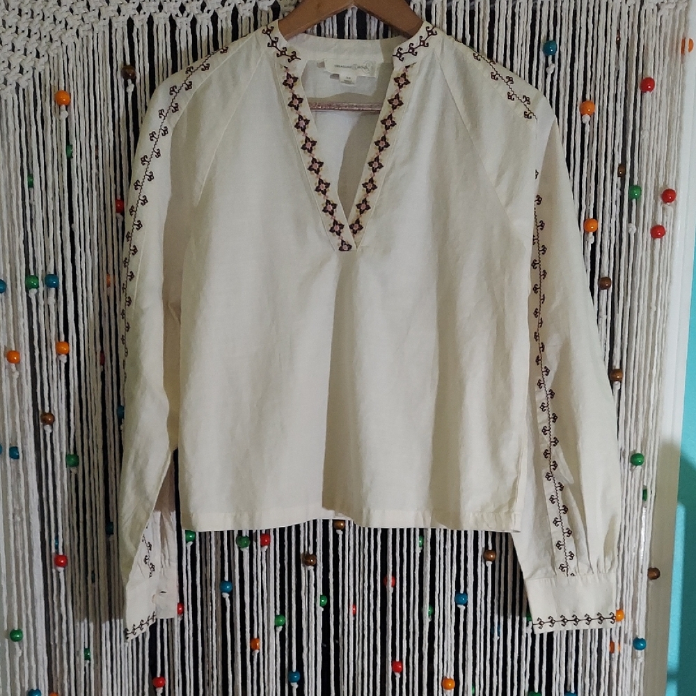 Treasure & Bond Cream Embroidered Tunic Blouse